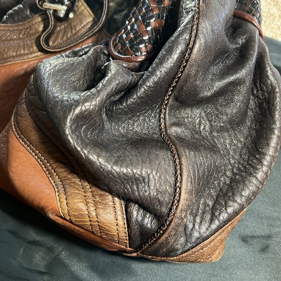 FENDI ALL LEATHER SPY BAG - Picture 9 of 16